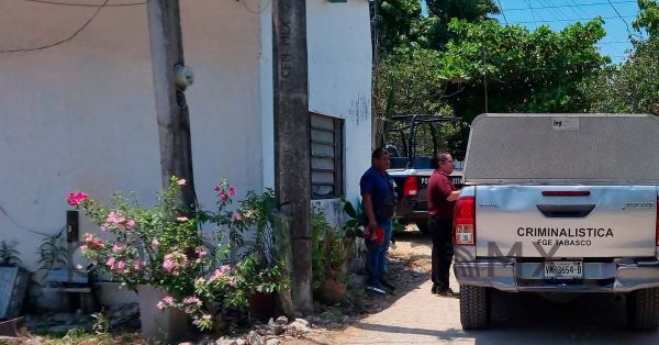 Muere familia dentro de su auto en Tabasco; se durmieron con el aire acondicionado ante ola de calor