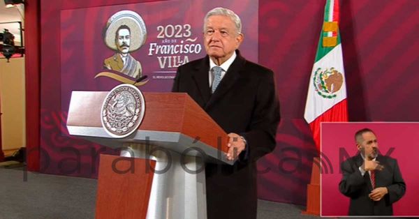 Califica López Obrador a Lorenzo Córdova como farsante y sin ideales