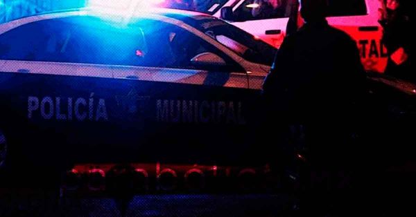 Roban patrulla a policías de Zautla