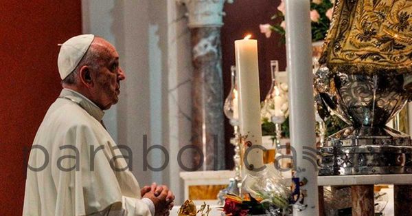 Mejora el papa Francisco progresivamente tras su hospitalización, informó el Vaticano