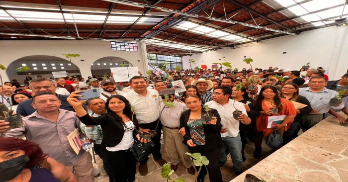 Lleva Armenta 300 jornadas informativas a favor de la salud de las y los poblanos