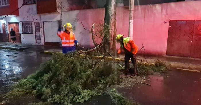 Atiende Ayuntamiento de Puebla llamadas por las intensas lluvias