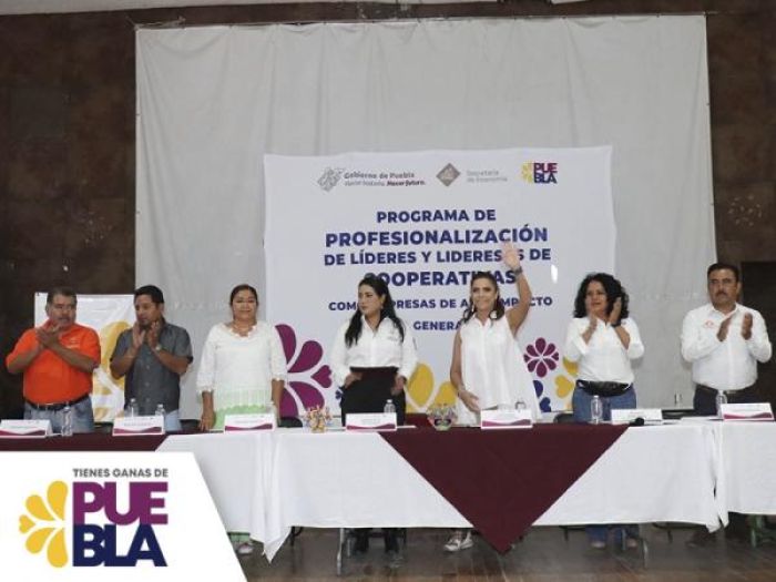 En Izúcar, gobierno de Puebla impulsa a cooperativas y mujeres emprendedoras