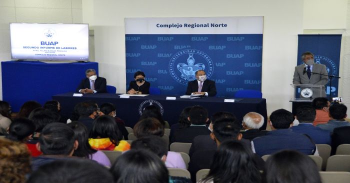 Rinde Segundo Informe de Labores director del Complejo Regional Norte de la BUAP