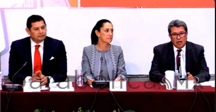 Confía Monreal en que Sandra Cueva y Sheinbaum se sienten a dialogar para arreglar diferencias