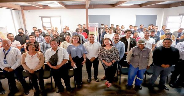 Imparten en San Andrés la conferencia masculinidades igualitarias y paternidades corresponsables