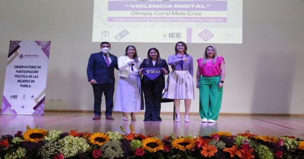 Realizan ponencia en violencia digital con Olimpia Coral