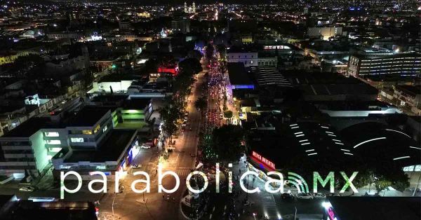 Desfile de Calaveras: disfraces, colores y tradición en las calles de Puebla