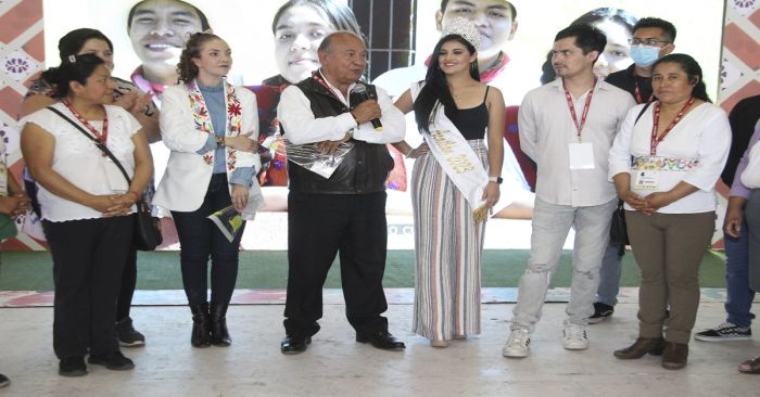 Reconocen trabajo y participación de artesanos en la Feria de Puebla