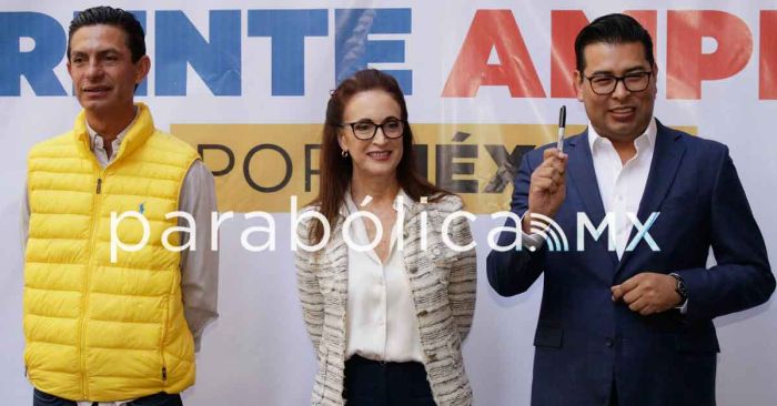 Aplaude Eduardo Rivera inicio de trabajos para réplicar el Frente Amplio en Puebla