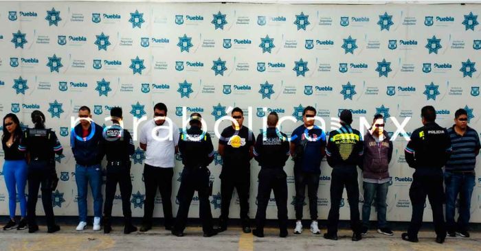 Caen 7 integrantes de &quot;Los Izta&quot;, banda dedicada al robo de transporte de carga en autopistas de Puebla