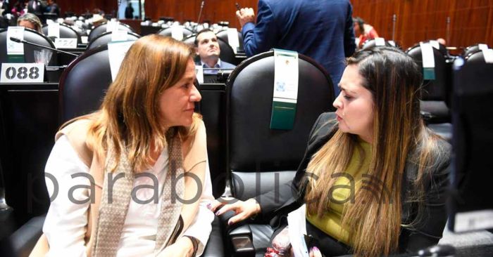 “Borolas sí sabía y Margarita también”, reciben a gritos diputados de la 4T a Margarita Zavala