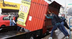 Refuerza Ayuntamiento operativos para inhibir y regularizar el comercio informal