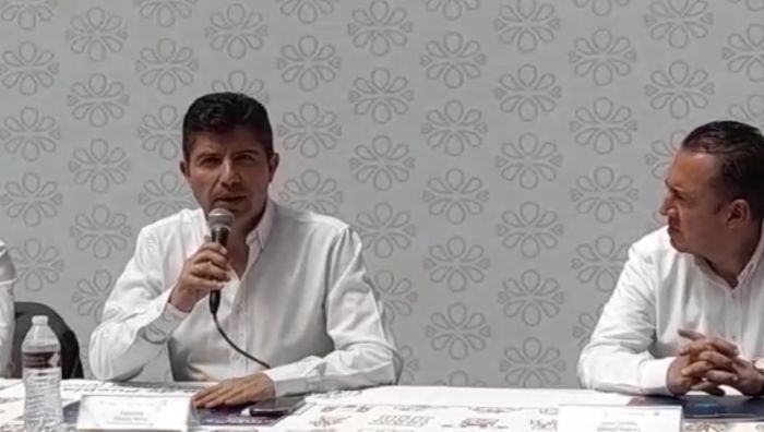 Por ahora, descarta Eduardo Rivera solicitar licencia al cargo