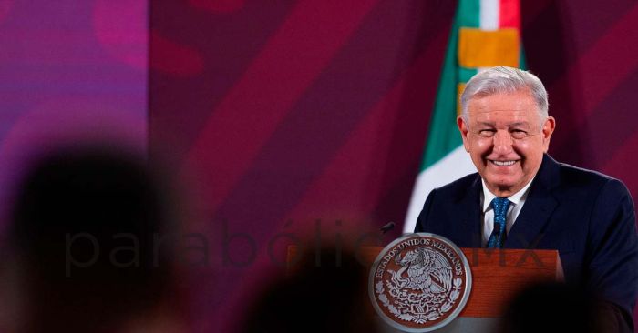 Se compromete López Obrador a no inclinar la balanza por ninguna corcholata en 2024