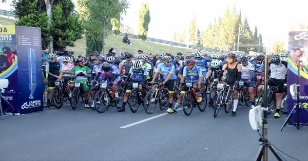 Realizan con gran participación Carrera Ciclista San Andrés Cholula 2023