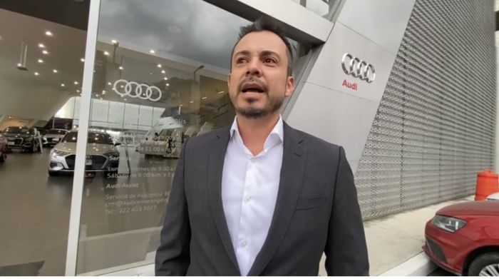 Devuelve AUDI R8 funcionario poblano del Senado