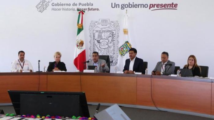Beneficia gobierno de Puebla al magisterio con el fortalecimiento salarial