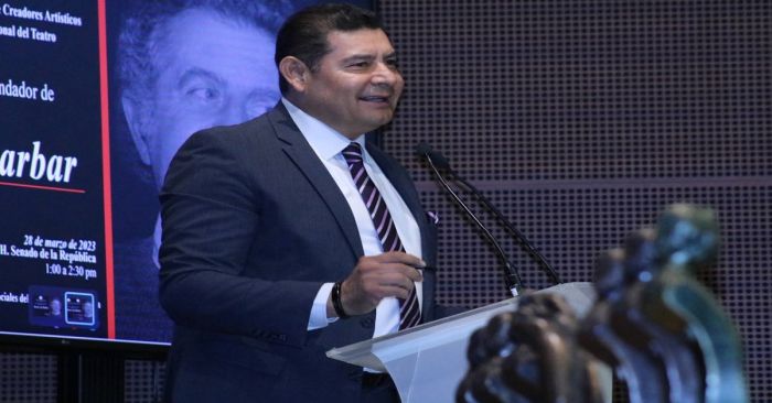 Propone Alejandro Armenta iniciativa para proteger a artistas