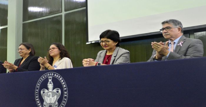 Celebran décimo aniversario de la Licenciatura en Biotecnología de la BUAP