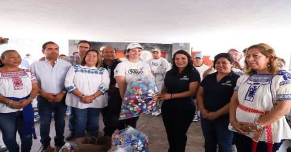 Llegan servicios municipales al Barrio De Santiago Xicotenco en San Andrés Cholula