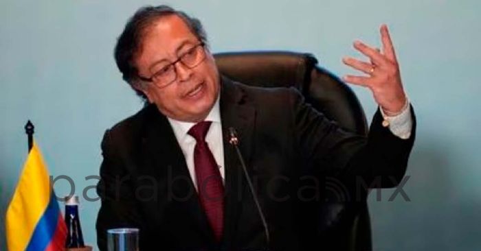 Pide Gustavo Petro la renuncia de todo su gabinete en Colombia