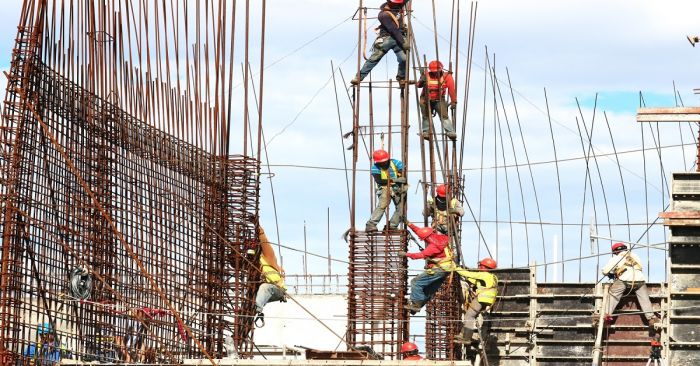 Crece en más del 10% actividad industrial de Puebla: Economía