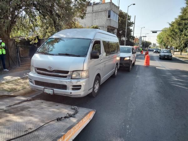 Por irregularidades, SMT retira unidad de transporte en la capital