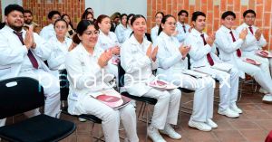 Oficializa USEP a alumnas y alumnos que fungirán como &quot;apoyos docentes&quot;