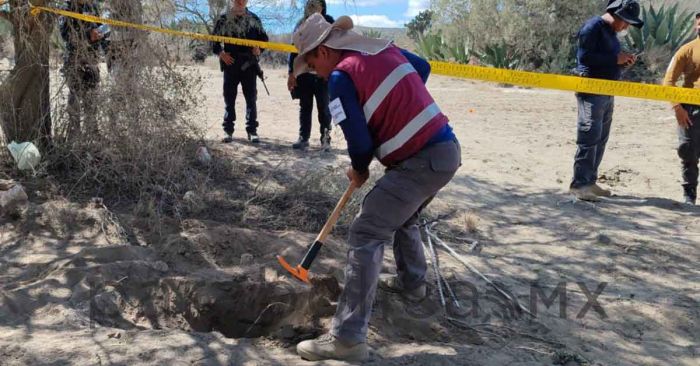 Hallan fosa clandestina con restos humanos en Palmar de Bravo