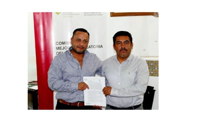 Con ayuntamiento de Acatlán, gobierno estatal favorece simplificación de trámites y garantiza transparencia