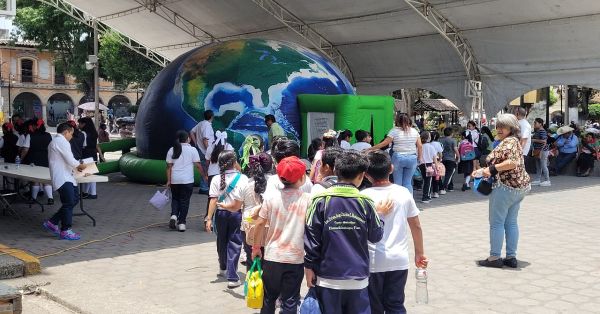 Impulsa gobierno estatal cuidado del agua y medio ambiente en Huauchinango