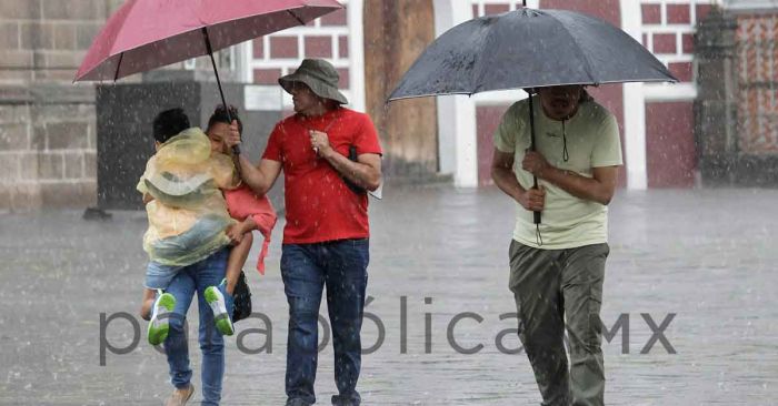 Originará &quot;John&quot; lluvias intensas en Puebla y cinco estados más