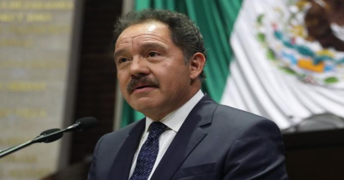 Pide Nacho Mier licencia al Senado por salud