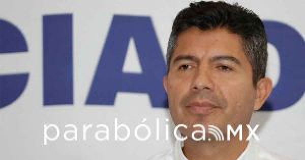 Se disculpa Eduardo Rivera por llamar “nacos” a morenistas