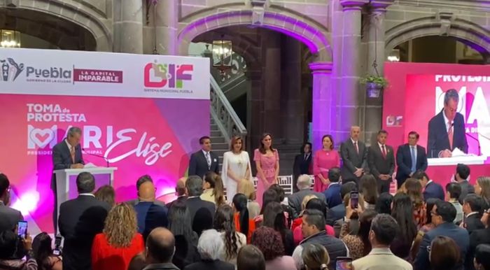 Rinde protesta Marie Elise Budib como presidenta honoraria del Sistema Municipal DIF