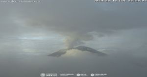 Emite Popocatépetl 40 exhalaciones y 9.5 minutos de tremor armónico