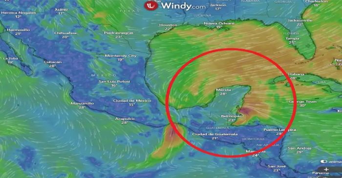 Es &#039;Nadine&#039; Tormenta Tropical &#039;pega&#039; en Belice y Quintana Roo