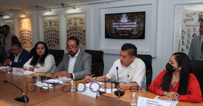 Buscan profesionalizar la atención ciudadana en el Congreso