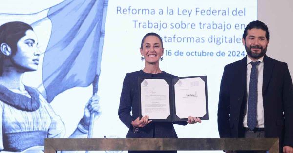 Presenta Sheinbaum iniciativa para brindar derechos de trabajadores de plataformas digitales