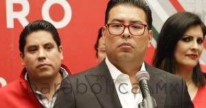 Acusa Néstor Camarillo intento de desvalidar entrega de constancia al Senado