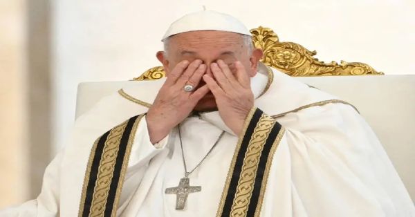 Abre el Papa debate sobre el futuro de la Iglesia; violencia sexual a menores tema central