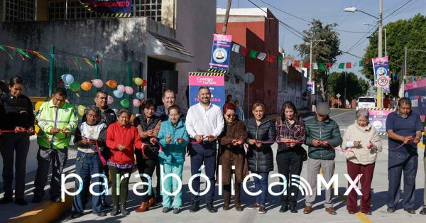 Inaugura Adán Dominguez Puente rehabilitado en la colonia Naciones Unidas