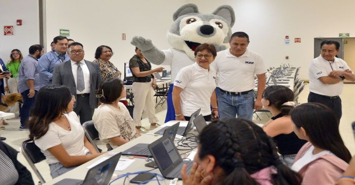 Supervisa Lilia Cedillo aplicación del Examen General de Admisión 2024