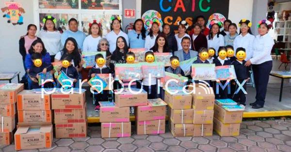Entrega SMDIF libros de texto gratuitos a los CAIC&rsquo;S de San Pedro Cholula