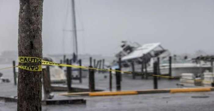 Deja al menos 4 muertos el huracán Milton en su paso por Florida