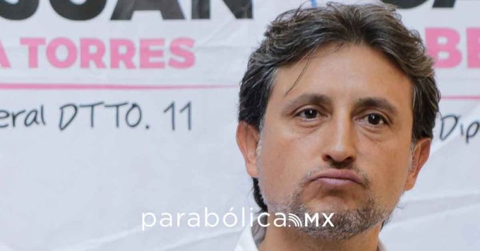 Descarta José Juan volver a exiliarse tras reactivación de orden de aprehensión