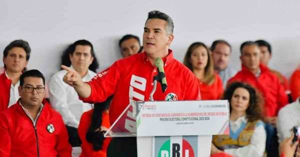 Teje PRI alianza con el PSI, asegura dirigente