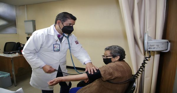 Otorg&oacute; IMSS m&aacute;s de 36 millones de Consultas a adultos mayores en 2023