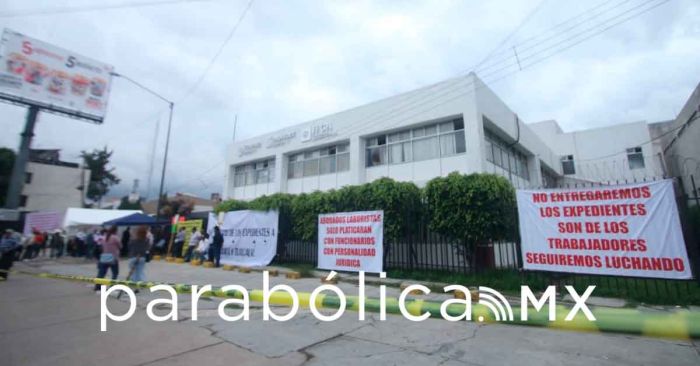 Inician laboralistas acciones legales contra el cierre de la Junta Federal de Conciliación y Arbitraje en Puebla